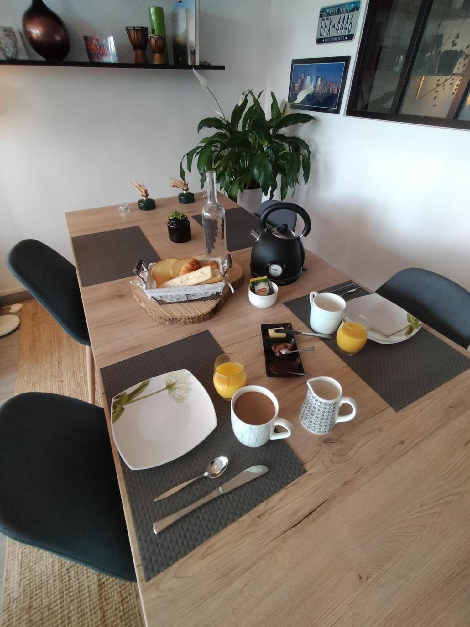 Appartement Lumineux 70 M2 Proche Centre Брест Экстерьер фото